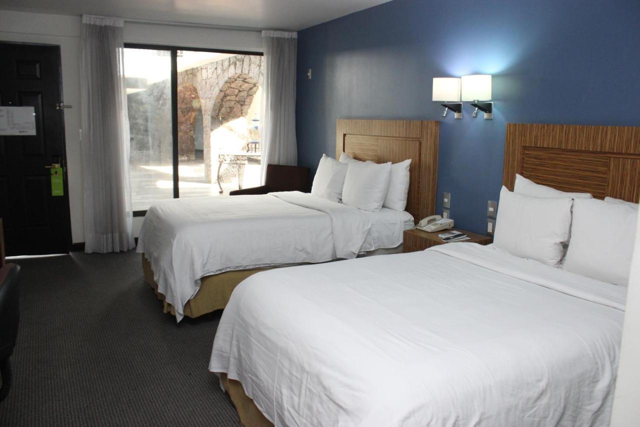 Radisson Hotel & Convention Center Toluca Eksteriør billede