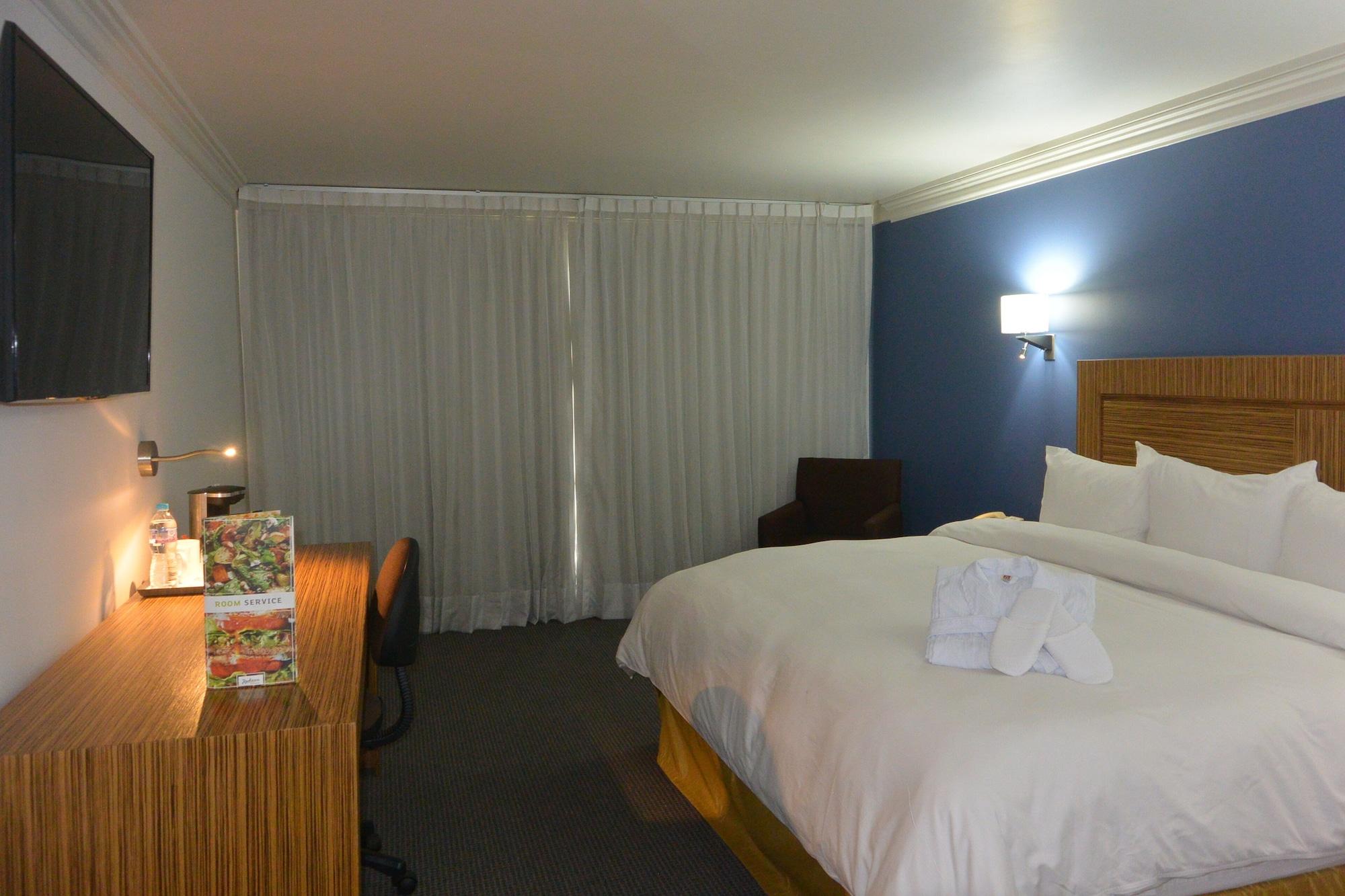 Radisson Hotel & Convention Center Toluca Eksteriør billede