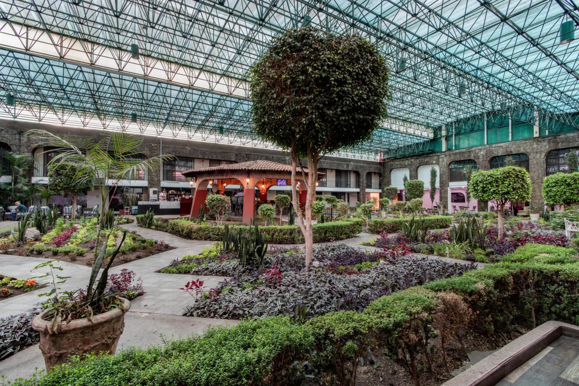 Radisson Hotel & Convention Center Toluca Eksteriør billede