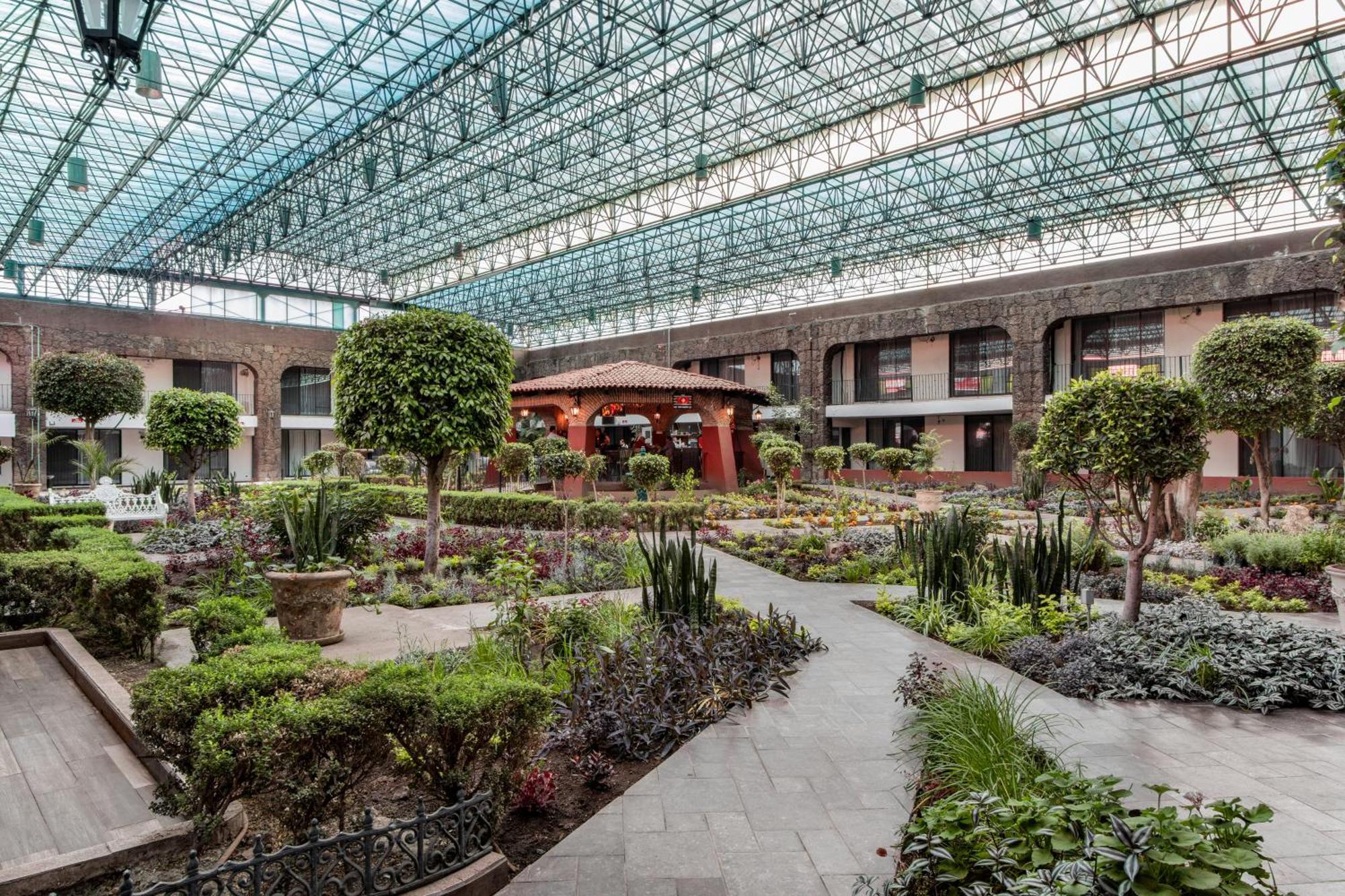 Radisson Hotel & Convention Center Toluca Eksteriør billede