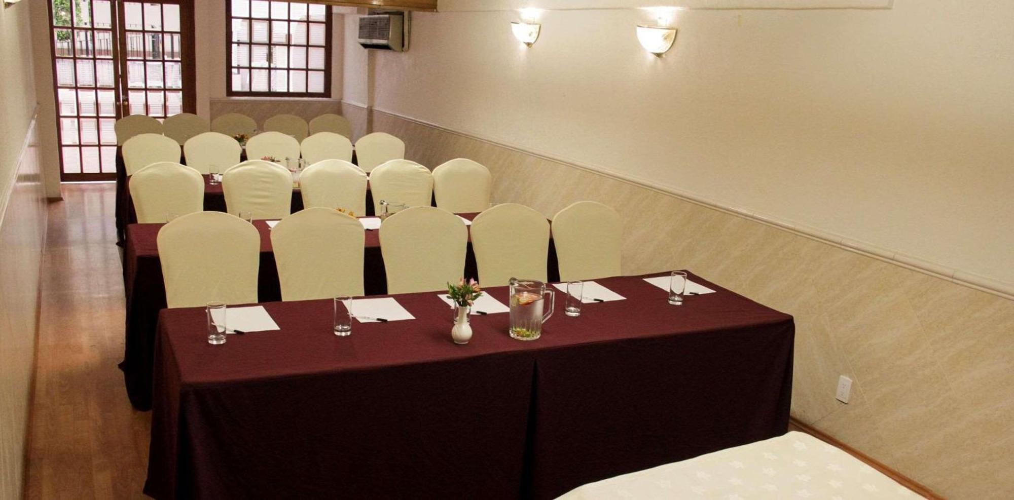 Radisson Hotel & Convention Center Toluca Eksteriør billede