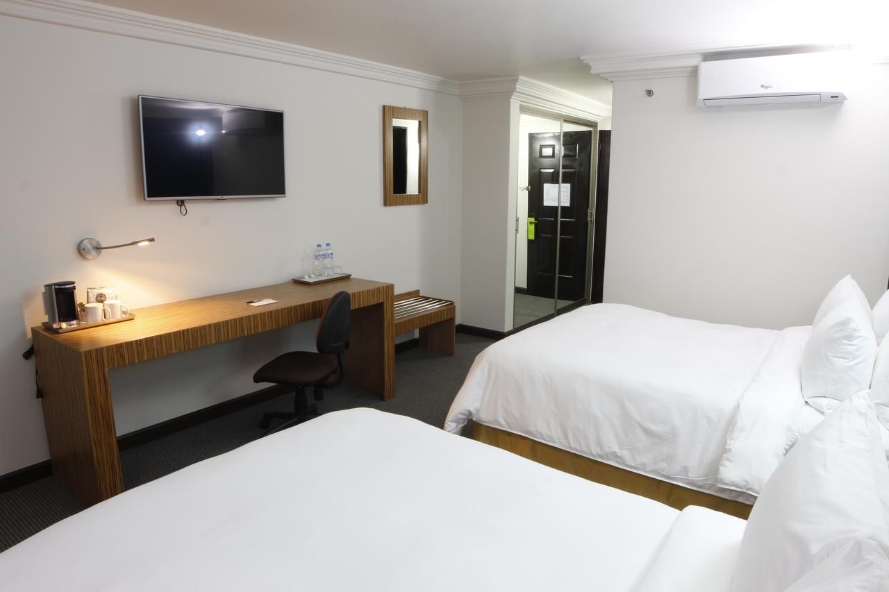 Radisson Hotel & Convention Center Toluca Eksteriør billede